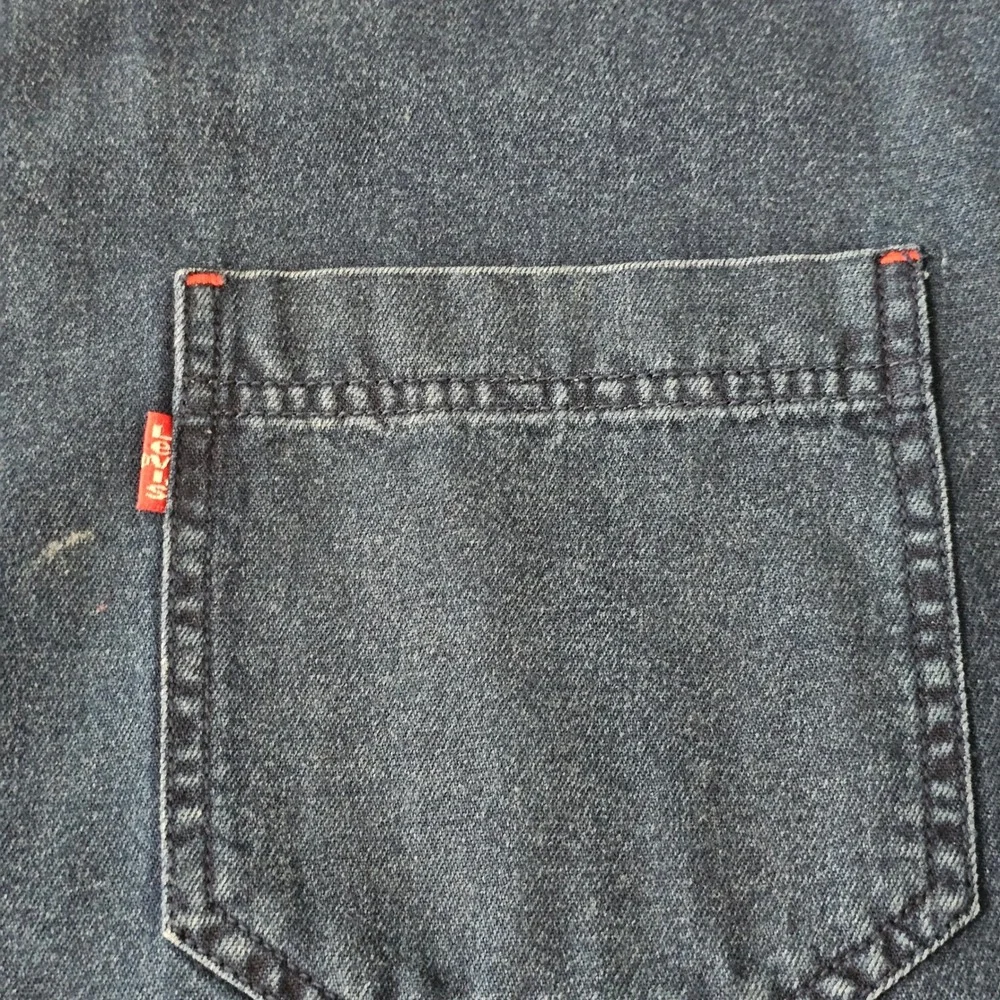Vintage Levis Red Tab Denim Shirt XL Dark Blue Wash Western 90s Workwear Classic